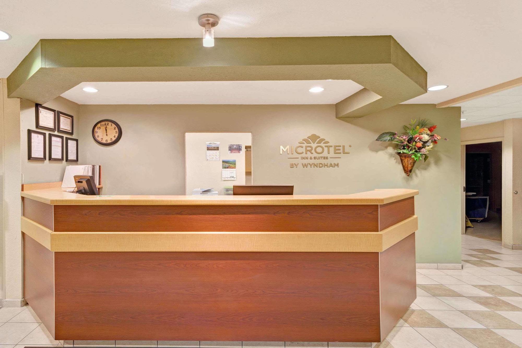 Microtel Inn & Suites By Wyndham Jasper Dış mekan fotoğraf